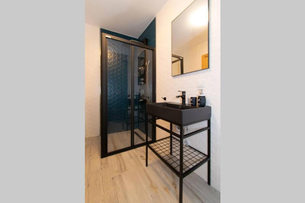 Charming Suite Bosphorus View Istanbul Exterior photo